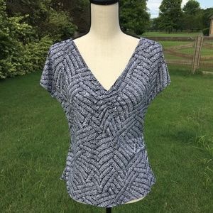 Axcess by Liz Claiborne v-neck ruched blouse L